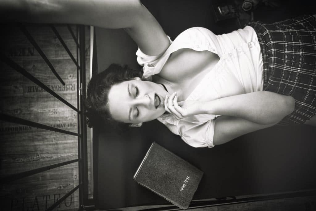 Kassandra Kaos – uneducated